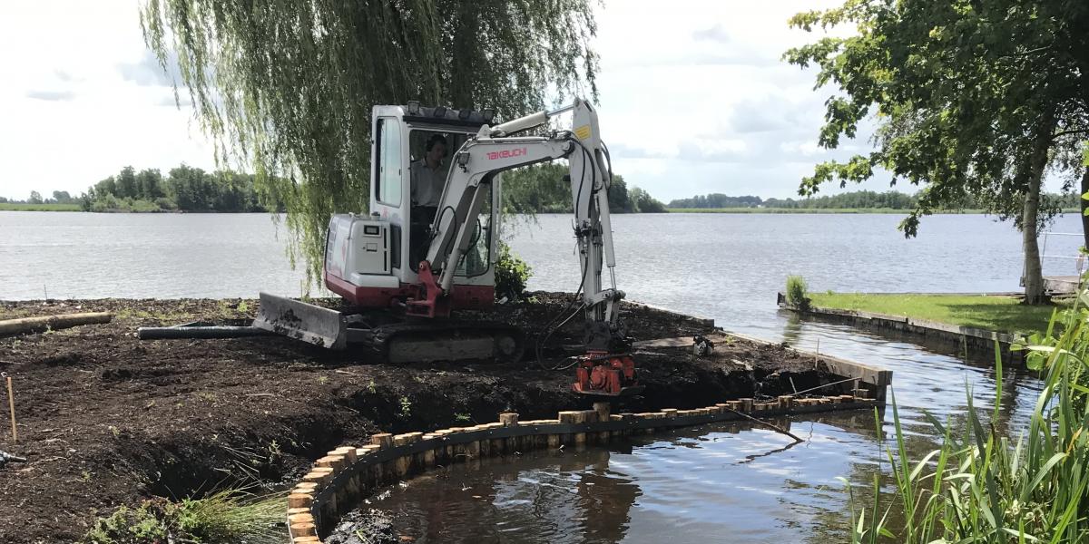 Natuurvriendelijke oever schoeiing 